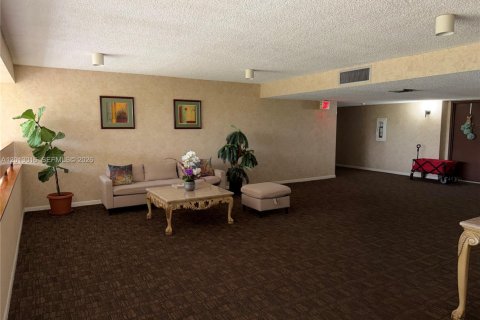 Copropriété à louer à Weston, Floride: 2 chambres, 117.06 m2 № 2076284 - photo 9