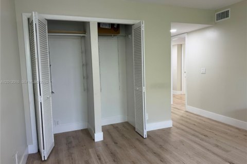 Copropriété à louer à Weston, Floride: 2 chambres, 117.06 m2 № 2076284 - photo 23