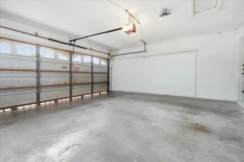 Villa ou maison à vendre à Weston, Floride: 3 chambres, 139.82 m2 № 2009777 - photo 28