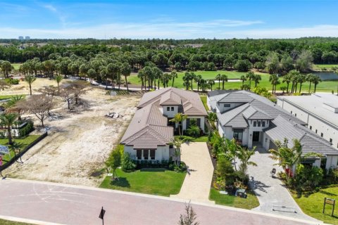 House in Fort Myers, Florida 4 bedrooms, 288.93 sq.m. № 1707954 - photo 3