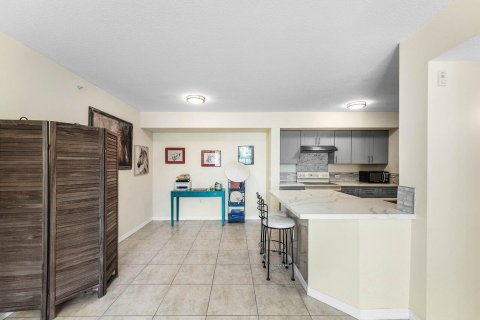 Condo in Boynton Beach, Florida, 1 bedroom  № 2392461 - photo 4