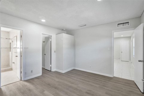 Villa ou maison à louer à Deerfield Beach, Floride: 3 chambres, 102.56 m2 № 2046457 - photo 20