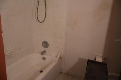 Condo in Orlando, Florida, 1 bedroom  № 1850309 - photo 8
