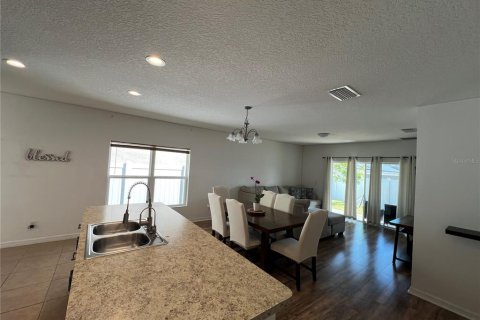 Casa en venta en Davenport, Florida, 4 dormitorios, 143.53 m2 № 1602225 - foto 7