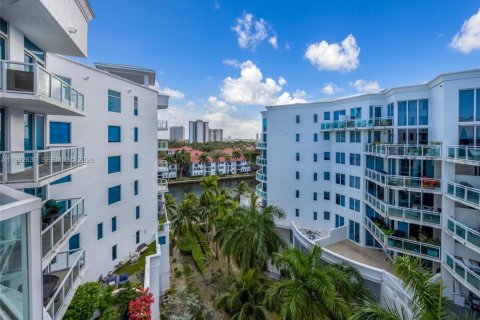 Copropriété à louer à Aventura, Floride: 3 chambres, 170.29 m2 № 2189844 - photo 26