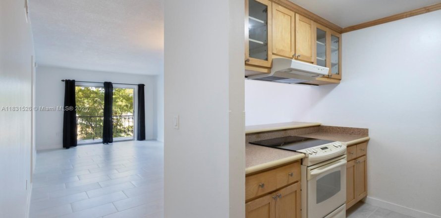 Condo in Miami, Florida, 1 bedroom  № 1809792