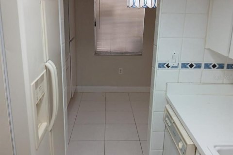 Condo in Tampa, Florida, 2 bedrooms  № 1849526 - photo 7