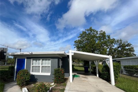 Villa ou maison à Winter Haven, Floride 2 chambres, 84.73 m2 № 2428800