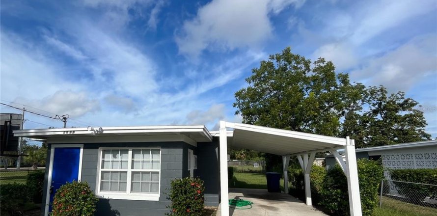 Villa ou maison à Winter Haven, Floride 2 chambres, 84.73 m2 № 2428800