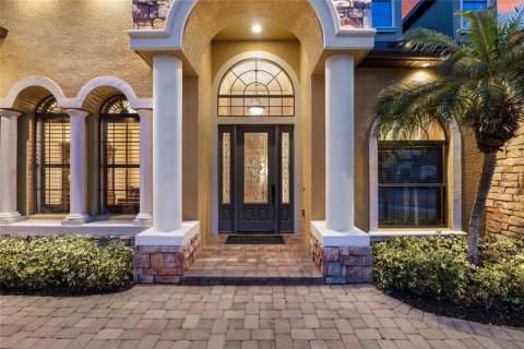Villa ou maison à louer à Orlando, Floride: 5 chambres, 551.1 m2 № 2405642 - photo 2