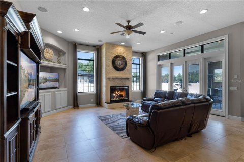 Villa ou maison à louer à Orlando, Floride: 5 chambres, 551.1 m2 № 2405642 - photo 18