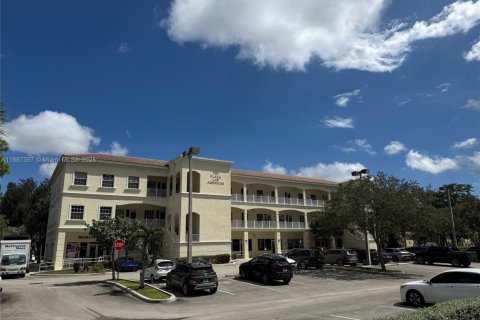 Propiedad comercial en venta en Margate, Florida № 1981775 - foto 7