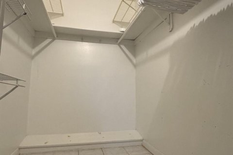 Copropriété à vendre à Sunrise, Floride: 1 chambre, 59.46 m2 № 2245441 - photo 19