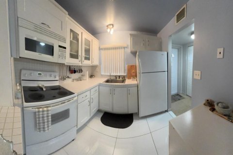 Copropriété à vendre à Sunrise, Floride: 1 chambre, 59.46 m2 № 2245441 - photo 7