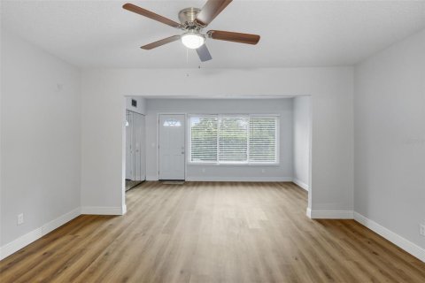 Casa en venta en Clearwater, Florida, 2 dormitorios, 130.06 m2 № 1902492 - foto 10