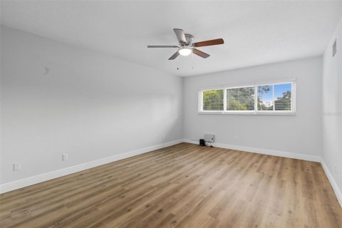 Casa en venta en Clearwater, Florida, 2 dormitorios, 130.06 m2 № 1902492 - foto 21