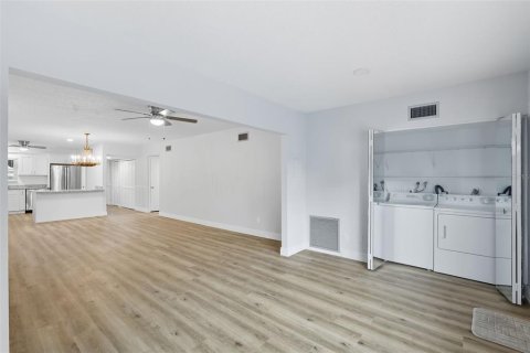 Casa en venta en Clearwater, Florida, 2 dormitorios, 130.06 m2 № 1902492 - foto 14