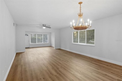 Casa en venta en Clearwater, Florida, 2 dormitorios, 130.06 m2 № 1902492 - foto 7