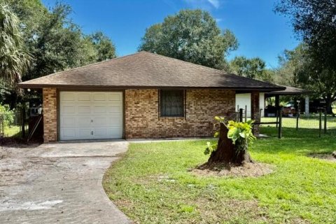 Villa ou maison à louer à St. Lucie, Floride: 2 chambres, 96.53 m2 № 2387881 - photo 8