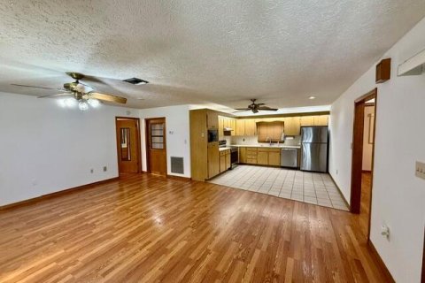 Villa ou maison à louer à St. Lucie, Floride: 2 chambres, 96.53 m2 № 2387881 - photo 11