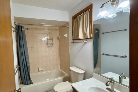 Villa ou maison à louer à St. Lucie, Floride: 2 chambres, 96.53 m2 № 2387881 - photo 19