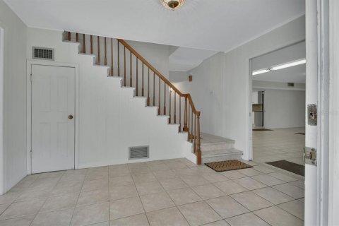 House in DeLand, Florida 6 bedrooms, 455.22 sq.m. № 1642920 - photo 17