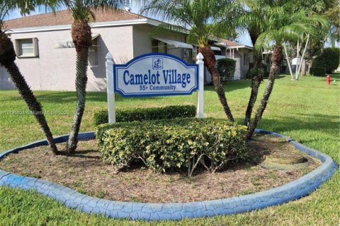 Casa en venta en Delray Beach, Florida, 2 dormitorios, 99.68 m2 № 1739767 - foto 1