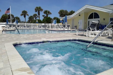 Casa en venta en Palm Coast, Florida, 2 dormitorios, 111.11 m2 № 752907 - foto 8