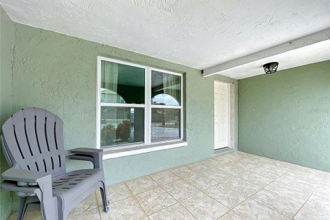 Villa ou maison à vendre à Hudson, Floride: 2 chambres, 187.76 m2 № 2196622 - photo 18