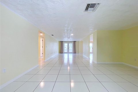 Villa ou maison à vendre à Hudson, Floride: 2 chambres, 187.76 m2 № 2196622 - photo 25