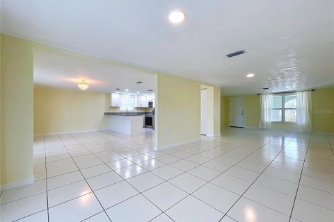 Villa ou maison à vendre à Hudson, Floride: 2 chambres, 187.76 m2 № 2196622 - photo 27
