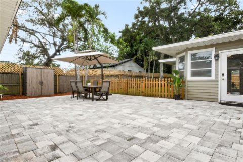 House in Clearwater, Florida 3 bedrooms, 196.21 sq.m. № 1899296 - photo 28