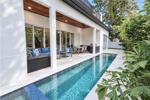 Villa ou maison à vendre à Sarasota, Floride: 5 chambres, 311.78 m2 № 2431704 - photo 14