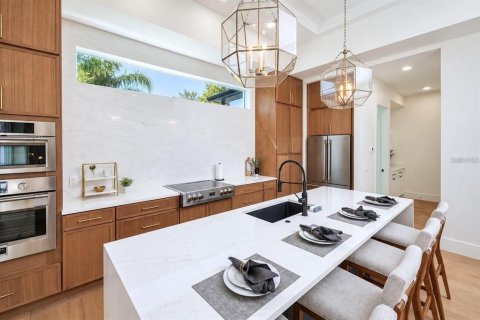 Villa ou maison à vendre à Sarasota, Floride: 5 chambres, 311.78 m2 № 2431704 - photo 22
