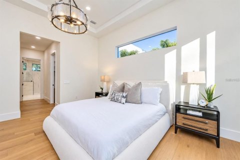 Villa ou maison à vendre à Sarasota, Floride: 5 chambres, 311.78 m2 № 2431704 - photo 30