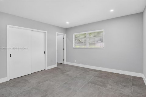 Villa ou maison à louer à Deerfield Beach, Floride: 2 chambres, 153.94 m2 № 2085742 - photo 19