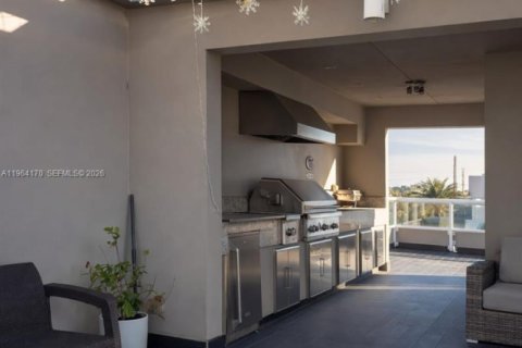 Купить виллу или дом в Дорал, Флорида 4 спальни, 172.98м2, № 2026741 - фото 21