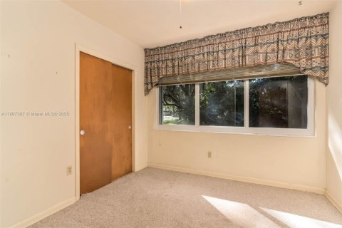 Villa ou maison à vendre à Palmetto Bay, Floride: 3 chambres, 184.97 m2 № 1964037 - photo 9