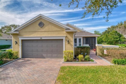 House in Groveland, Florida 2 bedrooms, 162.3 sq.m. № 1825238 - photo 1