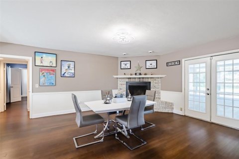 Casa en venta en Brandon, Florida, 4 dormitorios, 338.07 m2 № 1751180 - foto 14