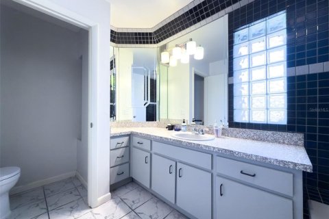 Casa en venta en Brandon, Florida, 4 dormitorios, 338.07 m2 № 1751180 - foto 23