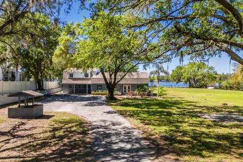 Casa en venta en Brandon, Florida, 4 dormitorios, 338.07 m2 № 1751180 - foto 4