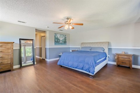 Casa en venta en Brandon, Florida, 4 dormitorios, 338.07 m2 № 1751180 - foto 20