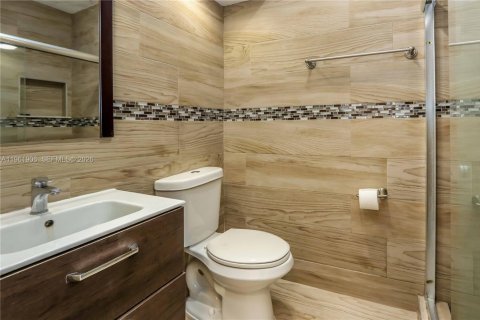 Villa ou maison à vendre à Miramar, Floride: 3 chambres, 202.71 m2 № 2025044 - photo 29