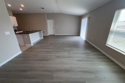 Villa ou maison à louer à Belleview, Floride: 3 chambres, 144.37 m2 № 2095627 - photo 10