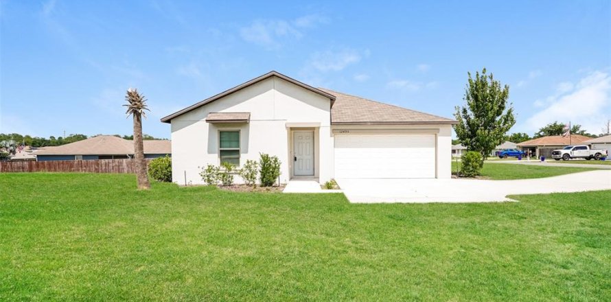Villa ou maison à Belleview, Floride 3 chambres, 144.37 m2 № 2095627