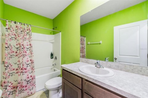 Townhouse in Brandon, Florida 3 bedrooms, 158.58 sq.m. № 1852949 - photo 16