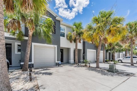 Townhouse in Brandon, Florida 3 bedrooms, 158.58 sq.m. № 1852949 - photo 19