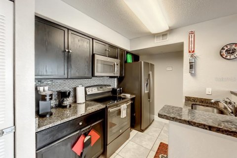 Condominio en alquiler en Kissimmee, Florida, 2 dormitorios, 95.32 m2 № 1902781 - foto 14