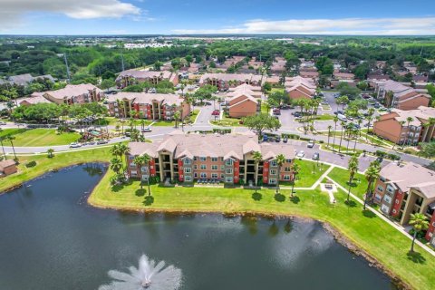 Condominio en alquiler en Kissimmee, Florida, 2 dormitorios, 95.32 m2 № 1902781 - foto 22